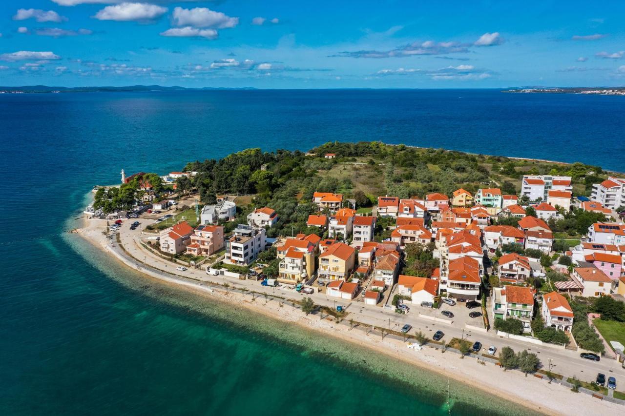 Apartment Puntamika Villa De Rosa - Ground Floor Zadar Exterior photo